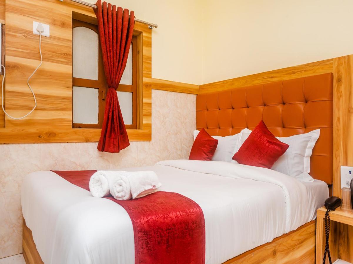 Aman Hotel Near Cst Bombaj Zewnętrze zdjęcie