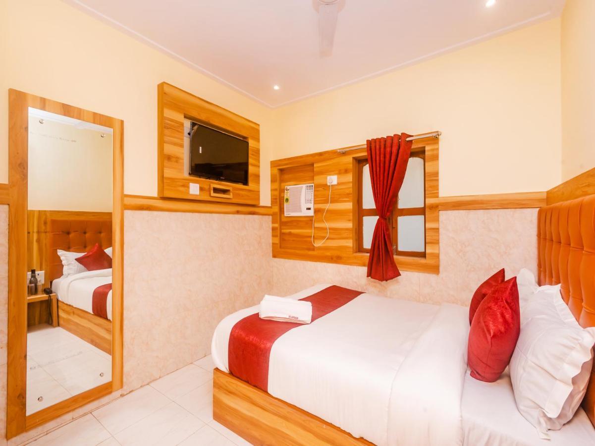 Aman Hotel Near Cst Bombaj Zewnętrze zdjęcie