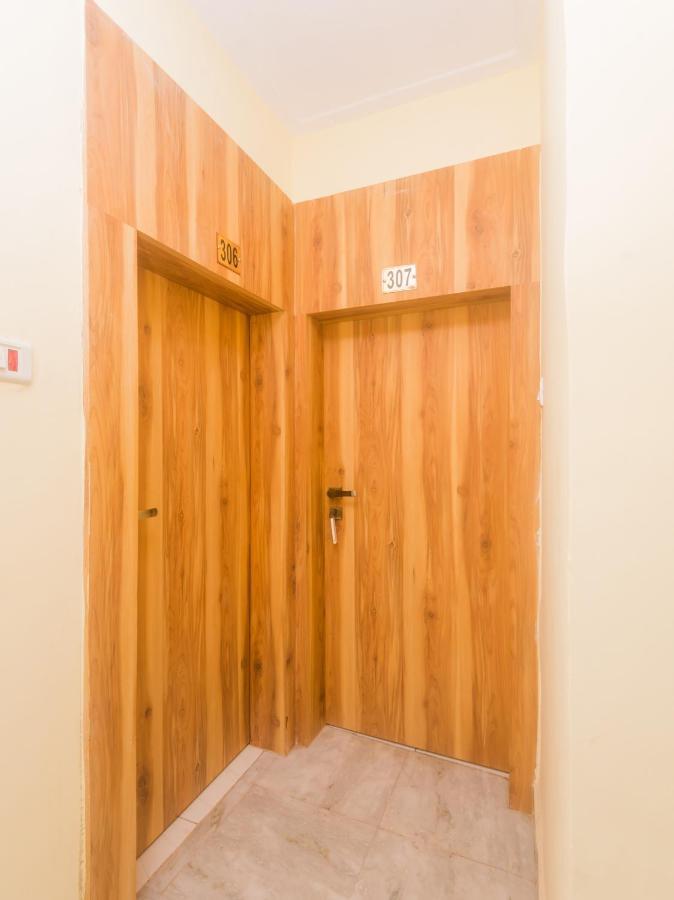 Aman Hotel Near Cst Bombaj Zewnętrze zdjęcie