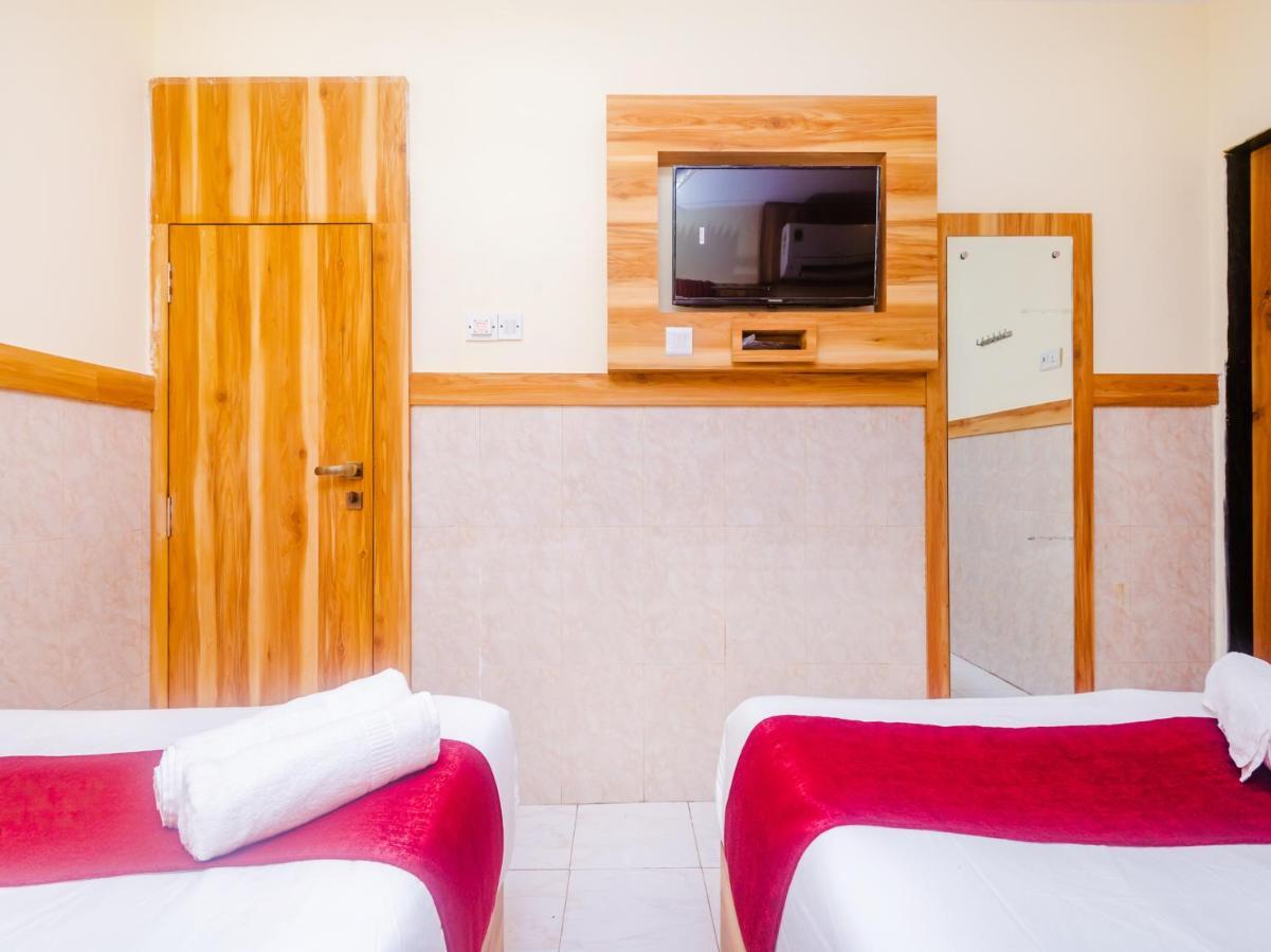 Aman Hotel Near Cst Bombaj Zewnętrze zdjęcie