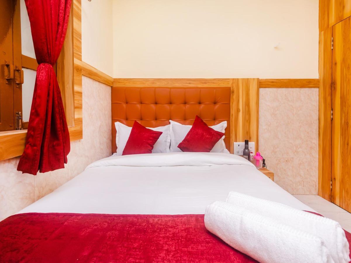 Aman Hotel Near Cst Bombaj Zewnętrze zdjęcie