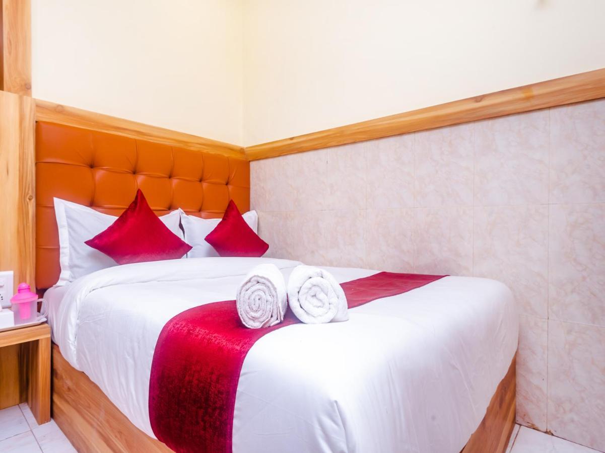 Aman Hotel Near Cst Bombaj Zewnętrze zdjęcie
