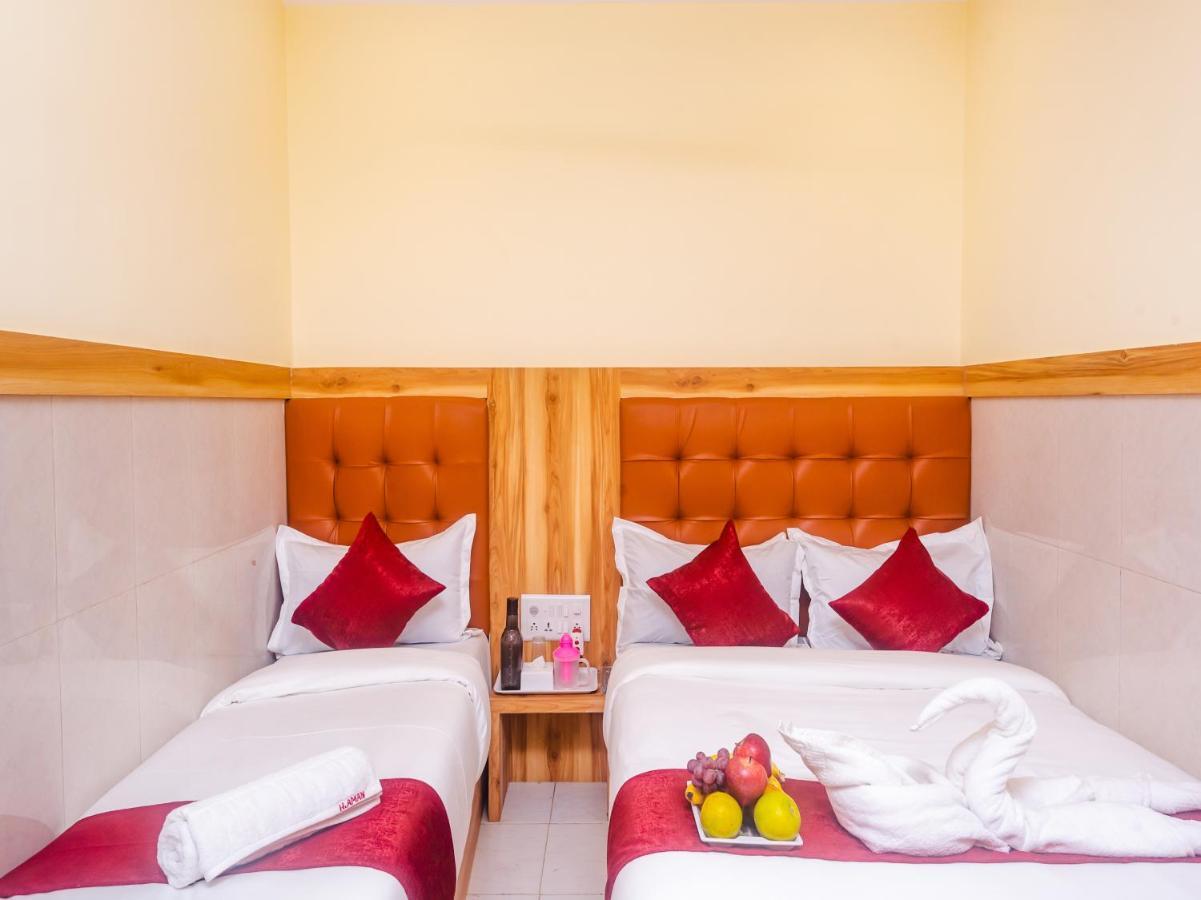 Aman Hotel Near Cst Bombaj Zewnętrze zdjęcie